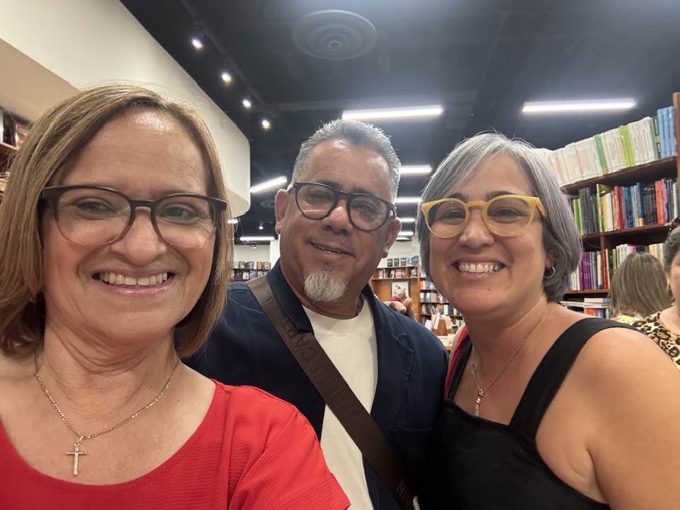 Presentación del libro Cuba en mis ojos de Miriam Mercado Maldonado